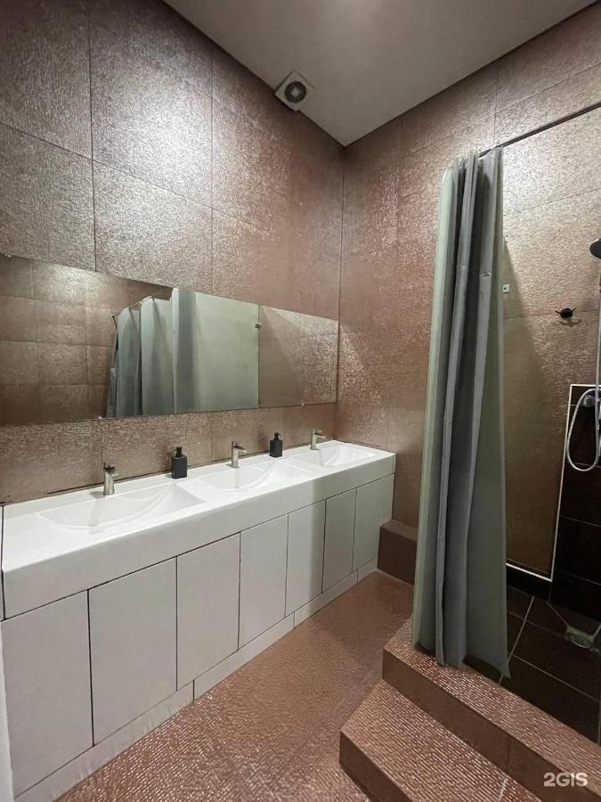 Flats Hostel Астана Екстер'єр фото