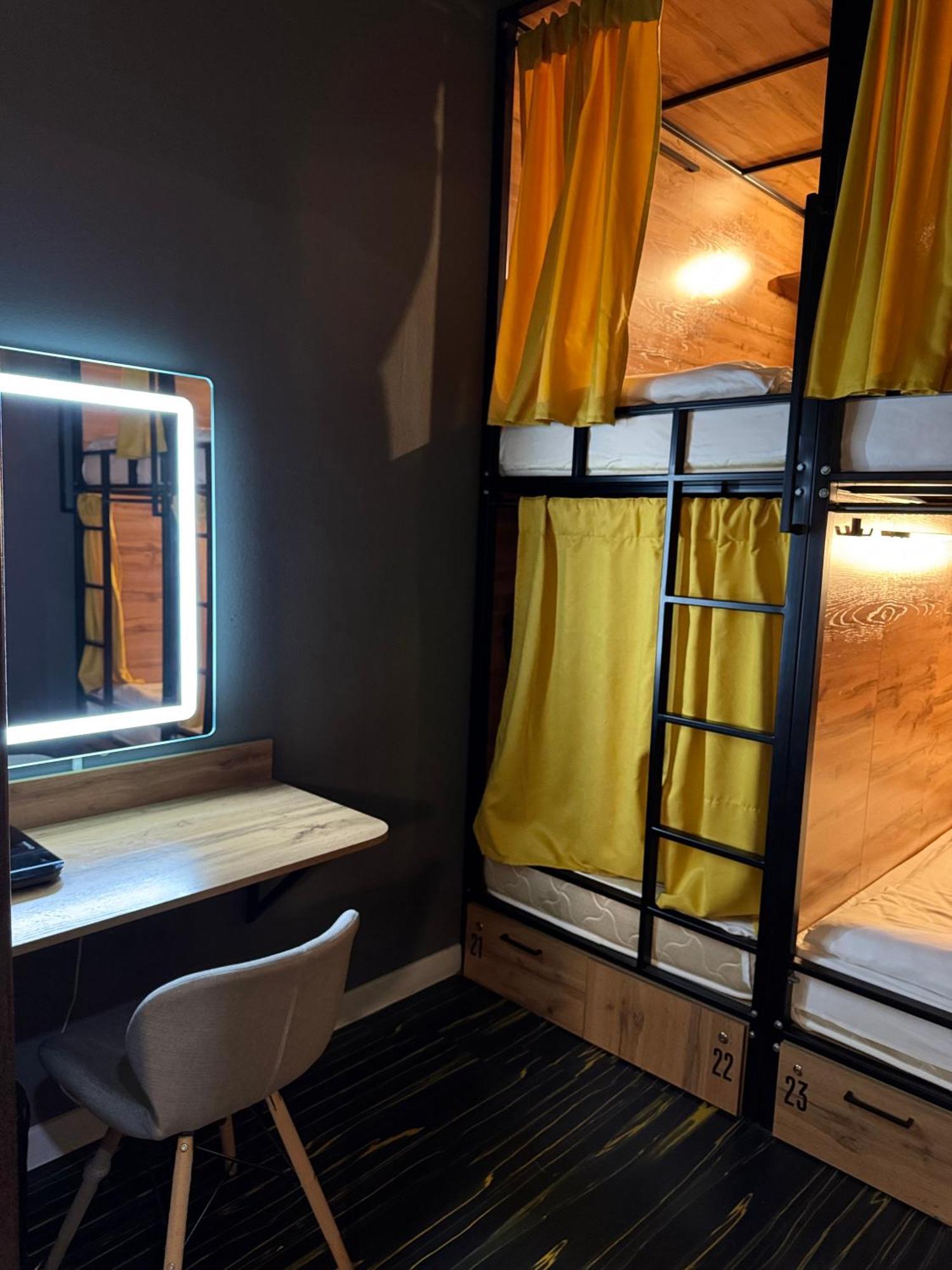Flats Hostel Астана Екстер'єр фото